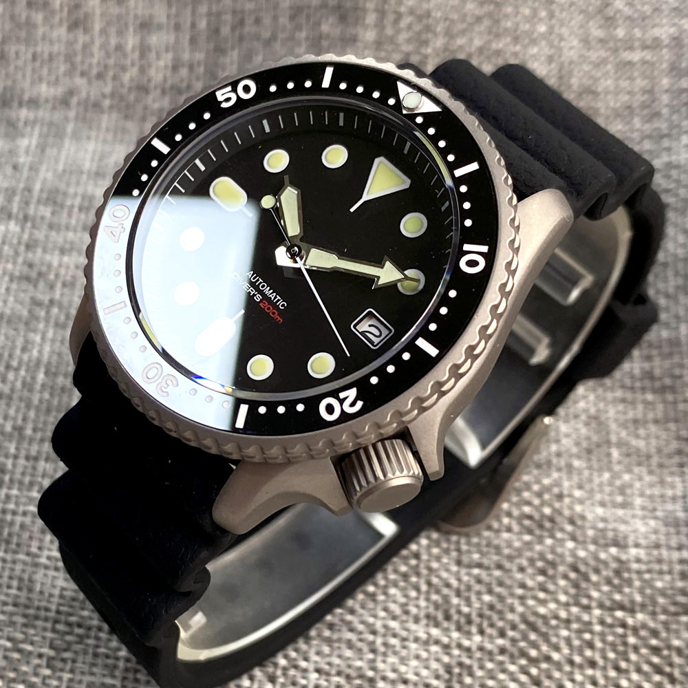 Jam tangan pria Diver NH35A, h - Titanium Sport Watch ulasan dan harga